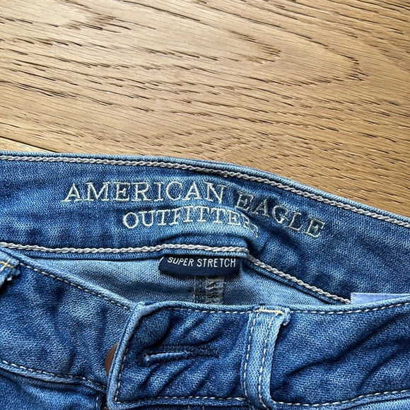 American Eagle size 2 jeans - Picture 2 of 4